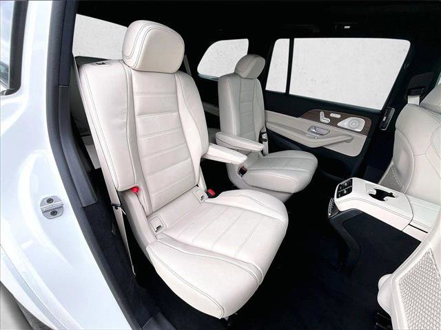 New 2026 Mercedes-Benz GLS 580 4MATIC image 29