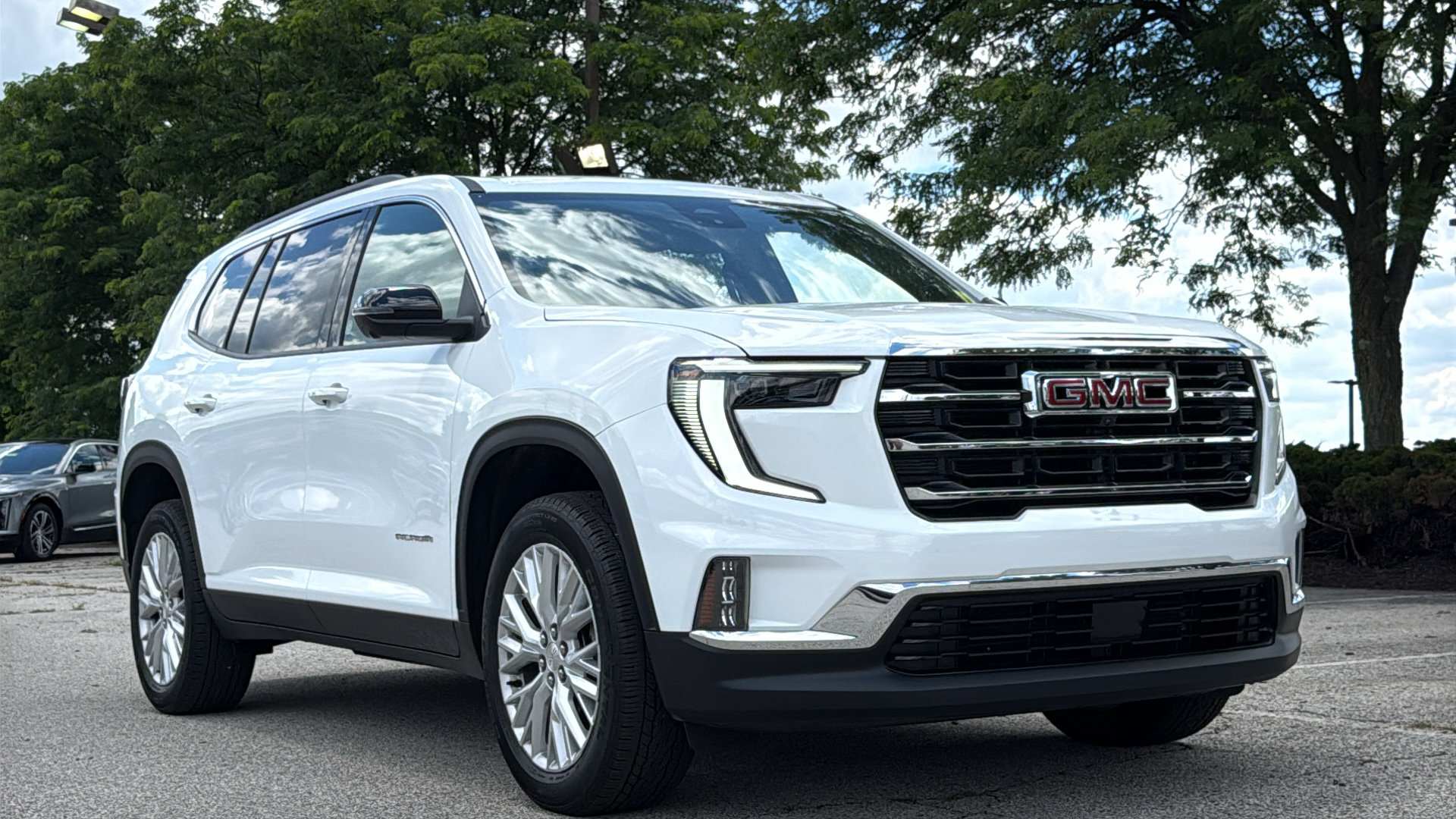 Used 2026 GMC Acadia Elevation w/ Elevation Premium Package