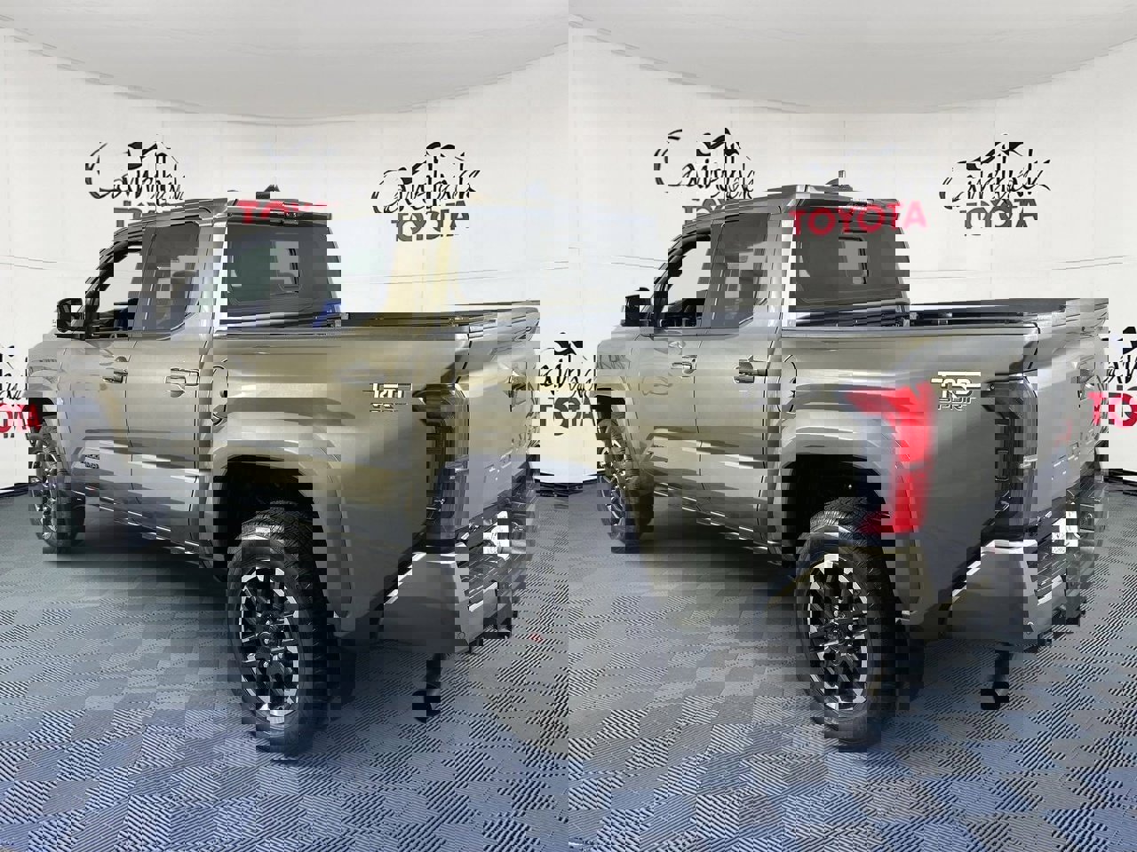 Used 2024 Toyota Tacoma TRD Sport image 5