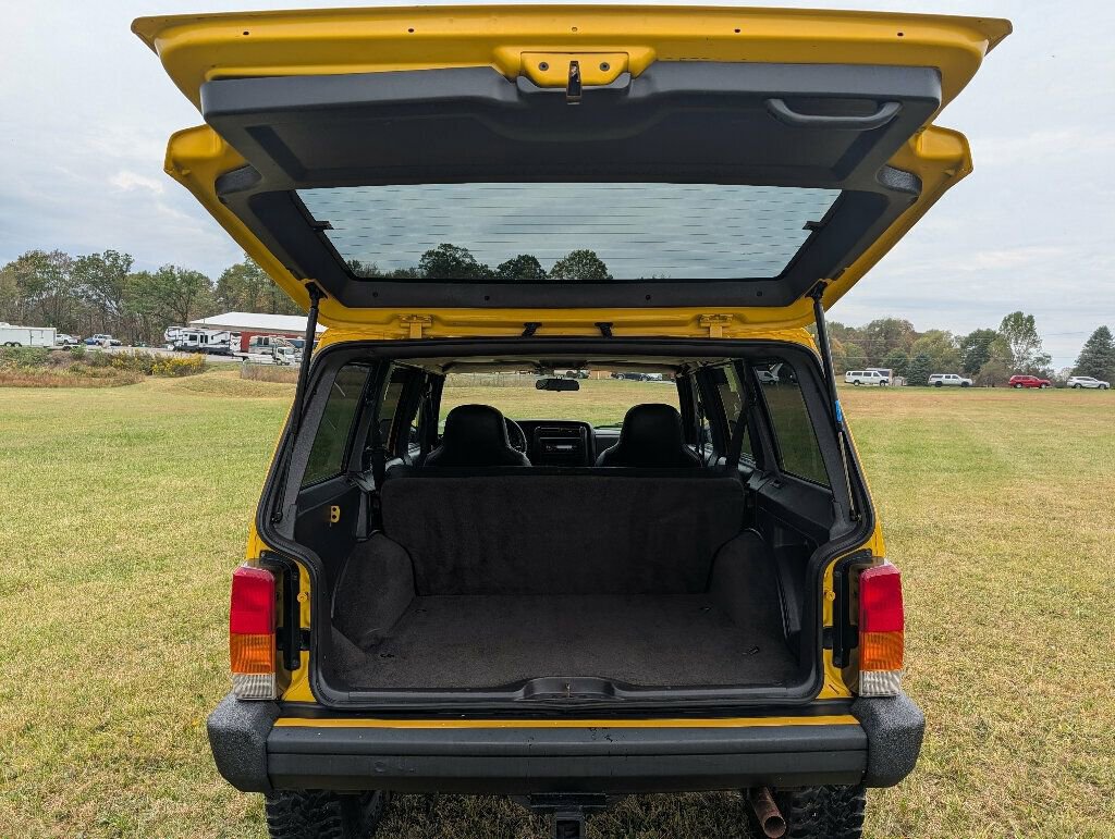 Used 2001 Jeep Cherokee Sport image 27