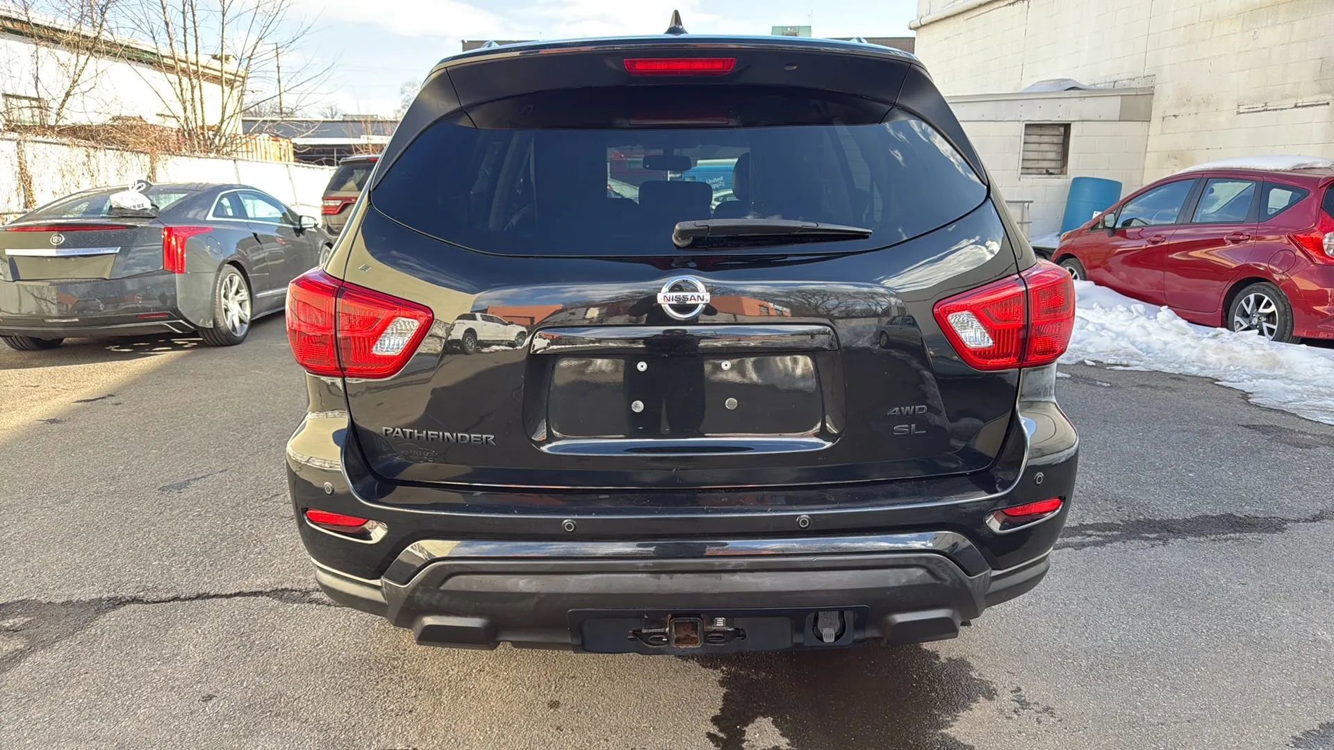 Used 2020 Nissan Pathfinder SL AWD/4WD image 6