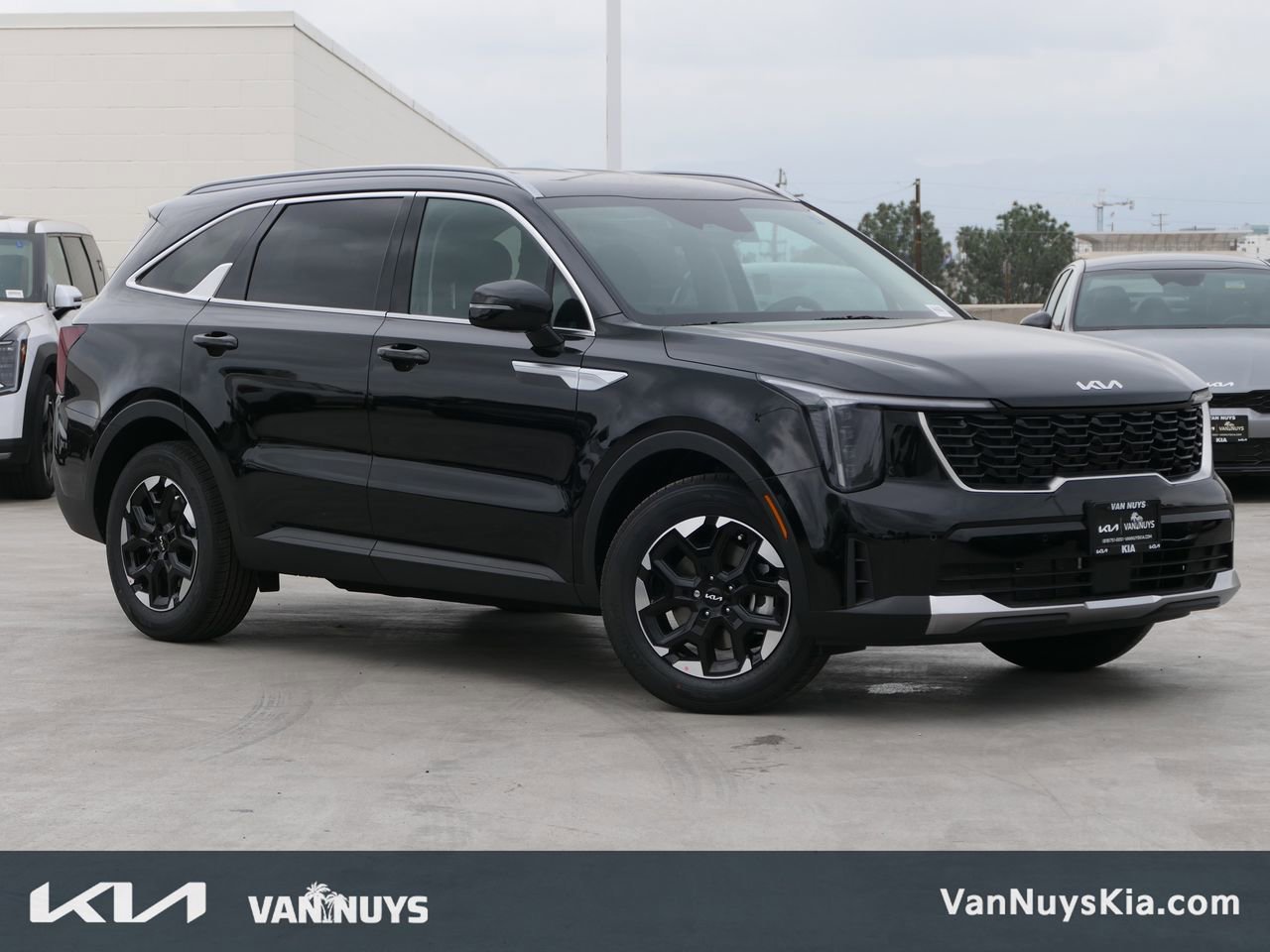 New 2026 Kia Sorento S image 1