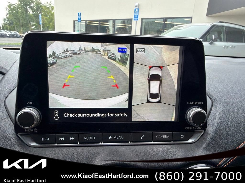 Used 2023 Nissan Sentra SR w/ SR Premium Package FWD image 31