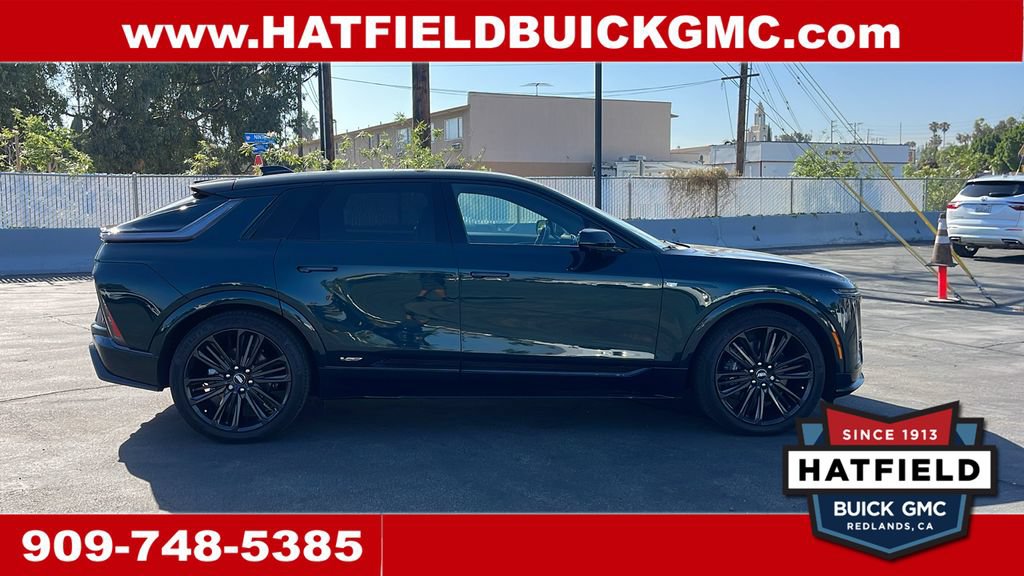 Used 2026 Cadillac Lyriq V AWD/4WD image 6
