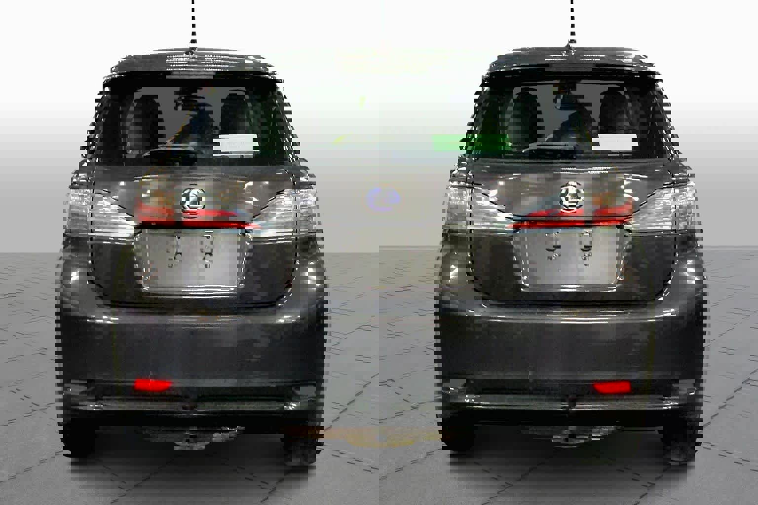 Used 2011 Lexus CT 200h Premium image 4