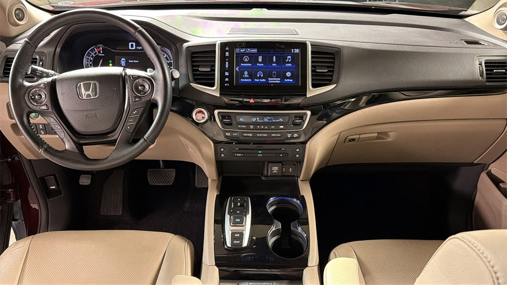 Used 2017 Honda Pilot Elite image 20