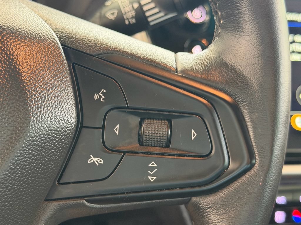 Certified 2023 Chevrolet Bolt LT w/ Infotainment Package FWD image 24