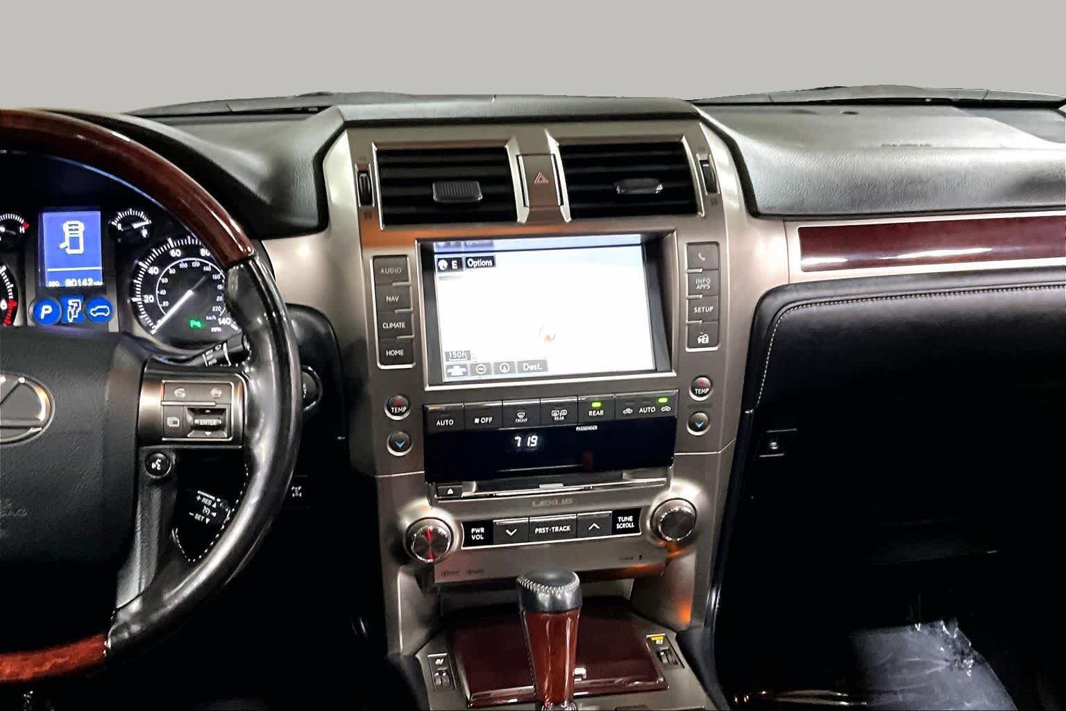 Used 2017 Lexus GX 460 Premium w/ Premium Package AWD/4WD image 7