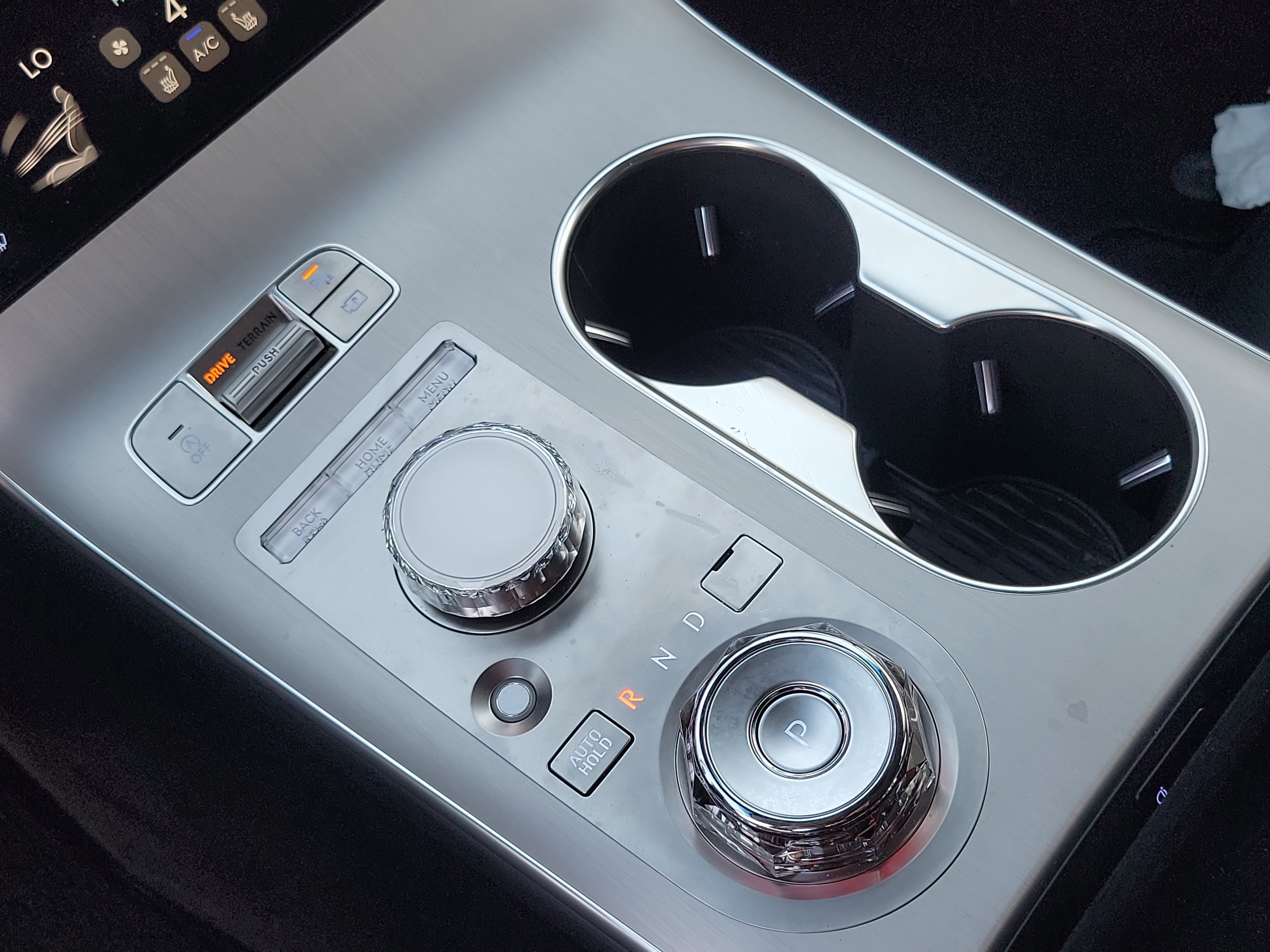 Certified 2026 Genesis GV70 2.5T Select image 14