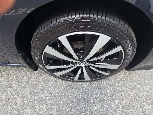 Used 2019 Nissan Altima 2.5 Platinum AWD/4WD image 24