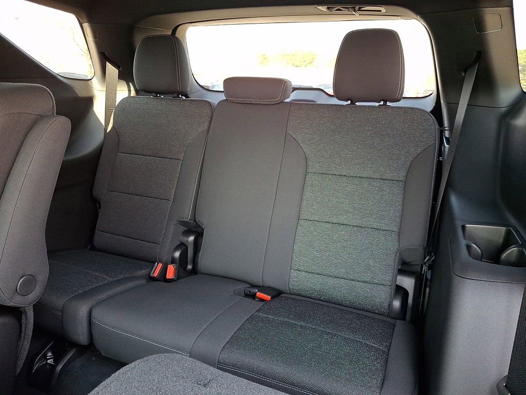 New 2026 Chevrolet Traverse LT w/ Midnight/Sport Edition image 7