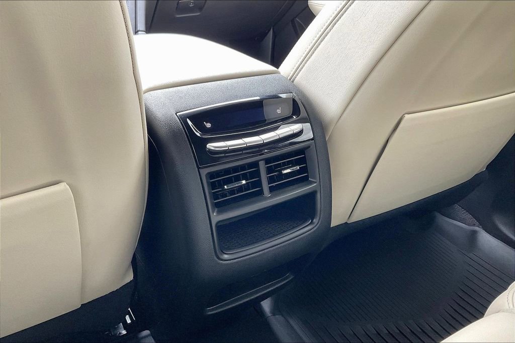 Used 2025 Cadillac XT5 Sportv w/ Technology Package AWD/4WD image 10