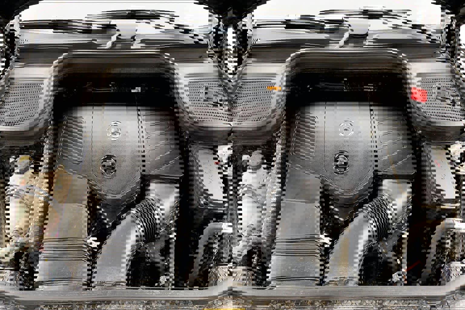 Used 2024 Mercedes-Benz GLE 350 4MATIC image 32