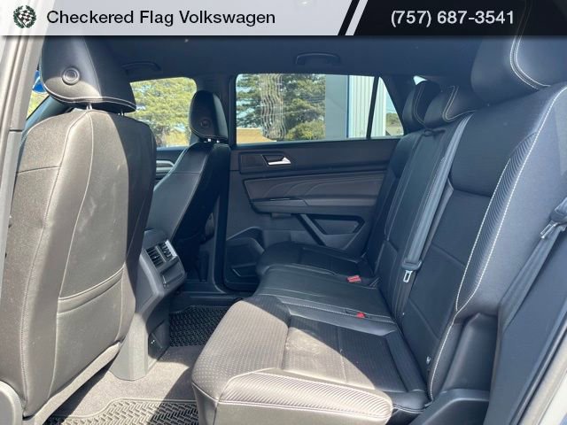 Used 2023 Volkswagen Atlas Cross Sport SE w/ Black Wheel Package image 26