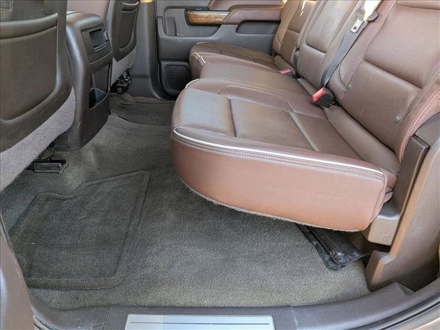 Used 2015 Chevrolet Silverado 1500 High Country w/ High Country Premium Package AWD/4WD image 17