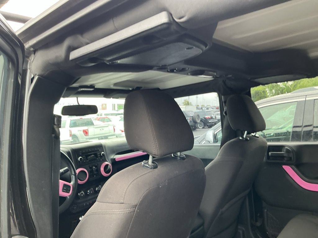 Used 2016 Jeep Wrangler Unlimited Sport AWD/4WD image 13