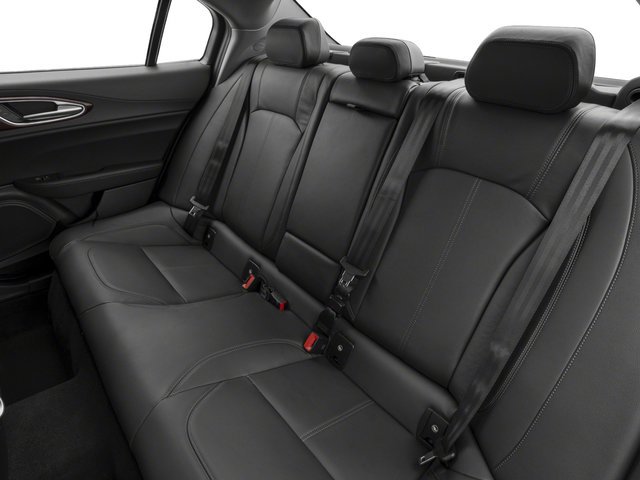 Used 2017 Alfa Romeo Giulia Ti w/ TI 19" Sport Package RWD image 17