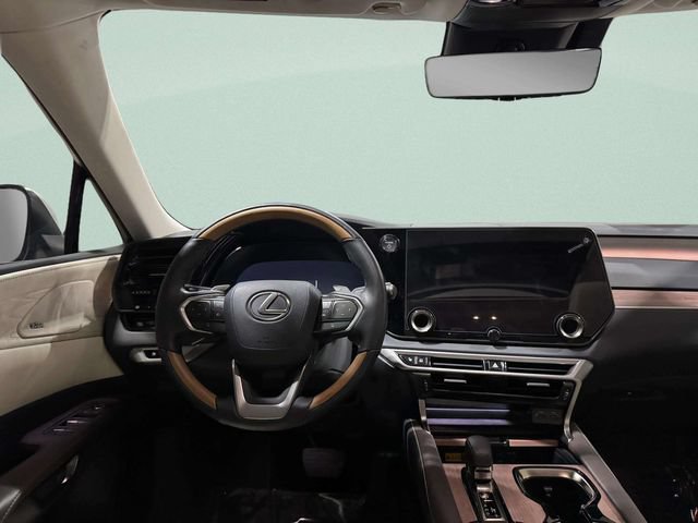 Used 2025 Lexus RX 450h AWD w/ Convenience Package image 10