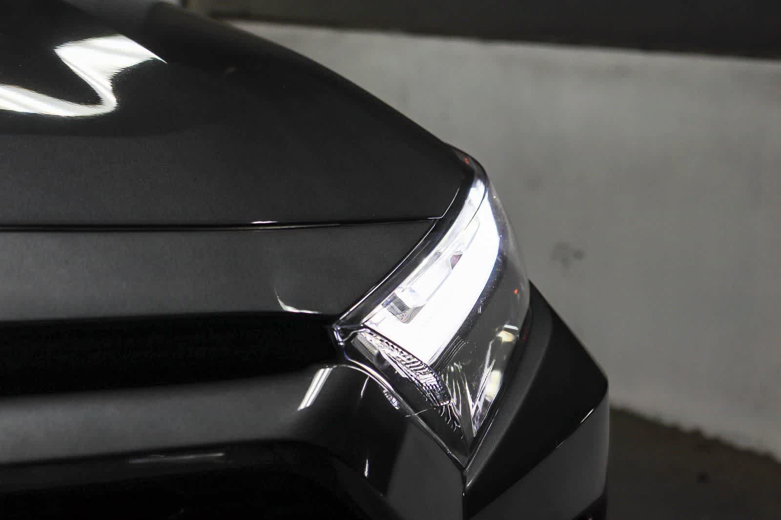 Certified 2025 Toyota RAV4 XSE w/ Advanced Technology Package AWD/4WD image 8