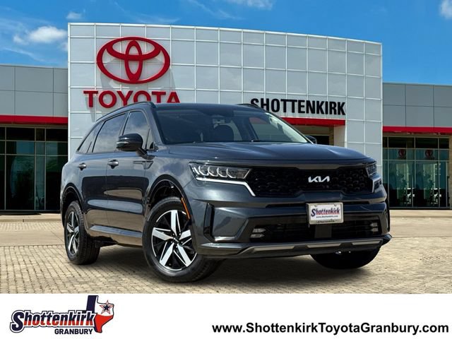 Used 2022 Kia Sorento EX