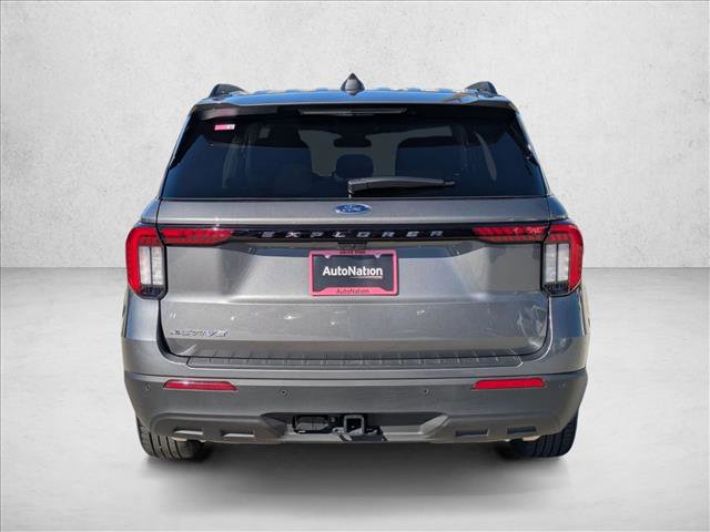 Certified 2025 Ford Explorer Active image 7