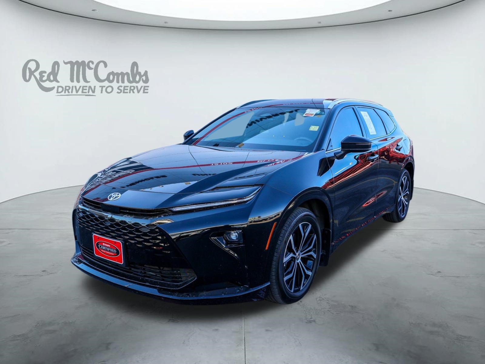 Certified 2025 Toyota Crown Signia AWD/4WD image 1