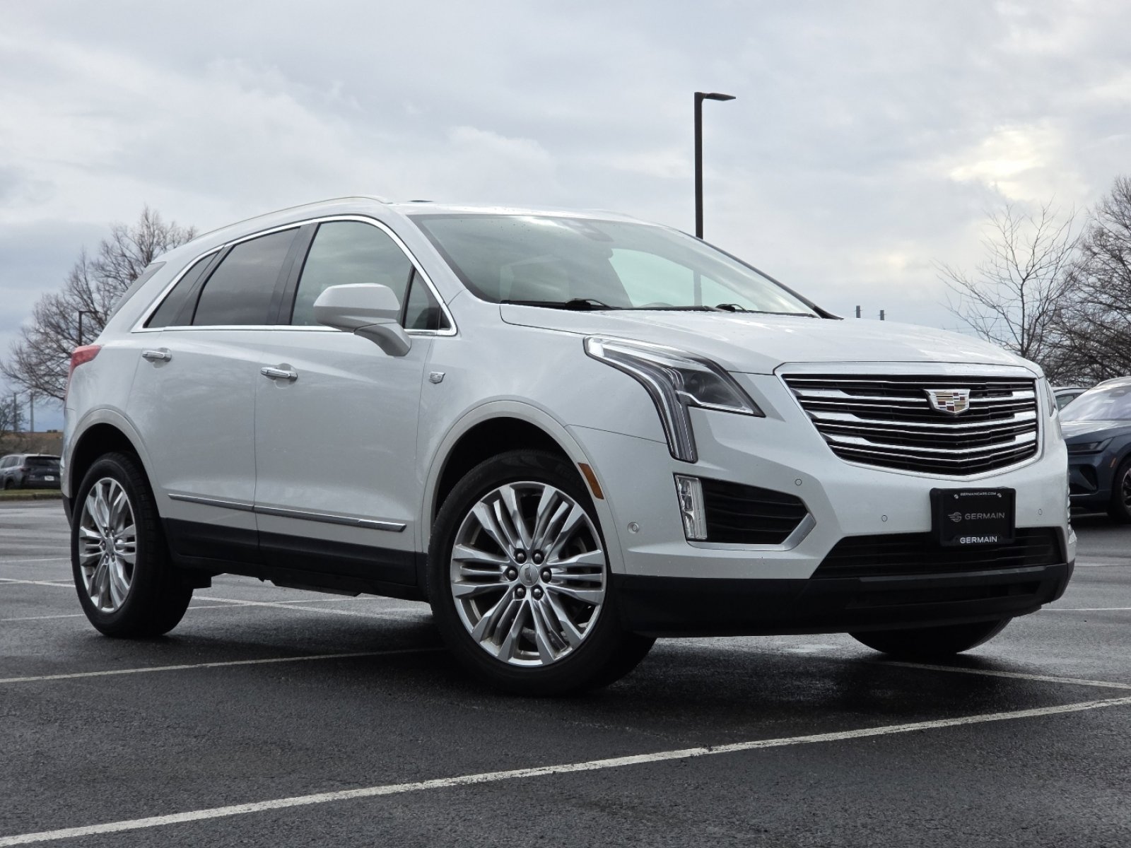 Used 2018 Cadillac XT5 Premium Luxury w/ Driver Assist Package image 2