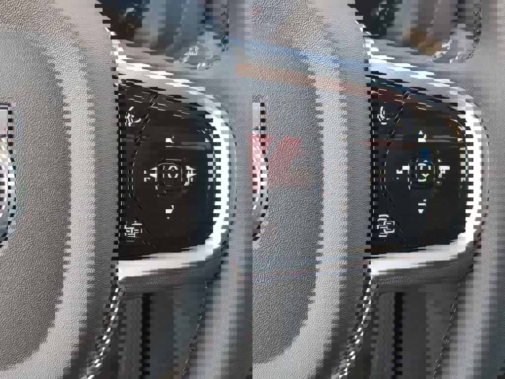 New 2026 Volvo XC60 B5 Plus w/ Protection Package Premier image 23