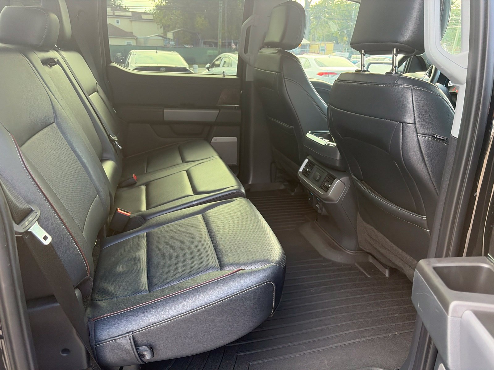 Used 2023 Ford F150 Lariat w/ Trailer Tow Package RWD image 24