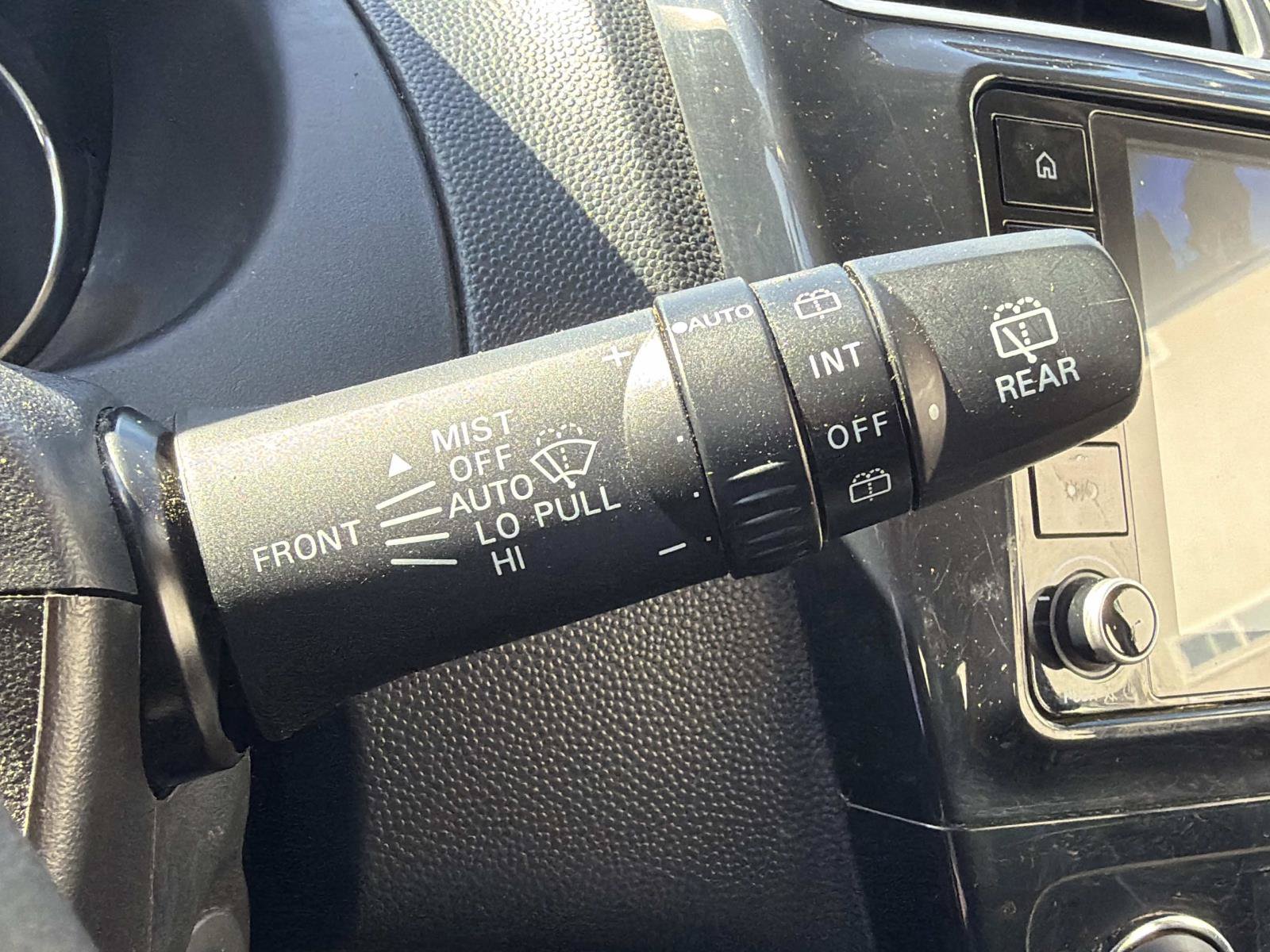 Used 2024 Mitsubishi Mirage SE FWD image 28