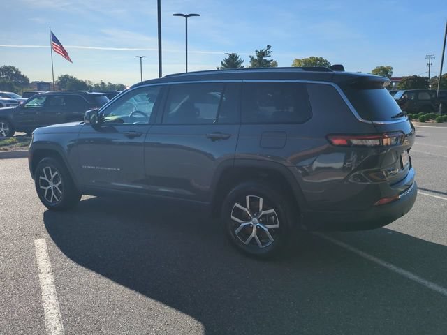 Used 2023 Jeep Grand Cherokee L Limited AWD/4WD image 6