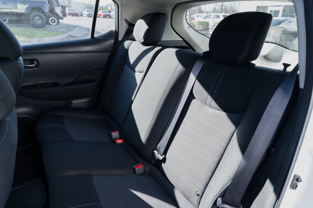 Used 2019 Nissan Leaf SV w/ SV Technology Package image 20