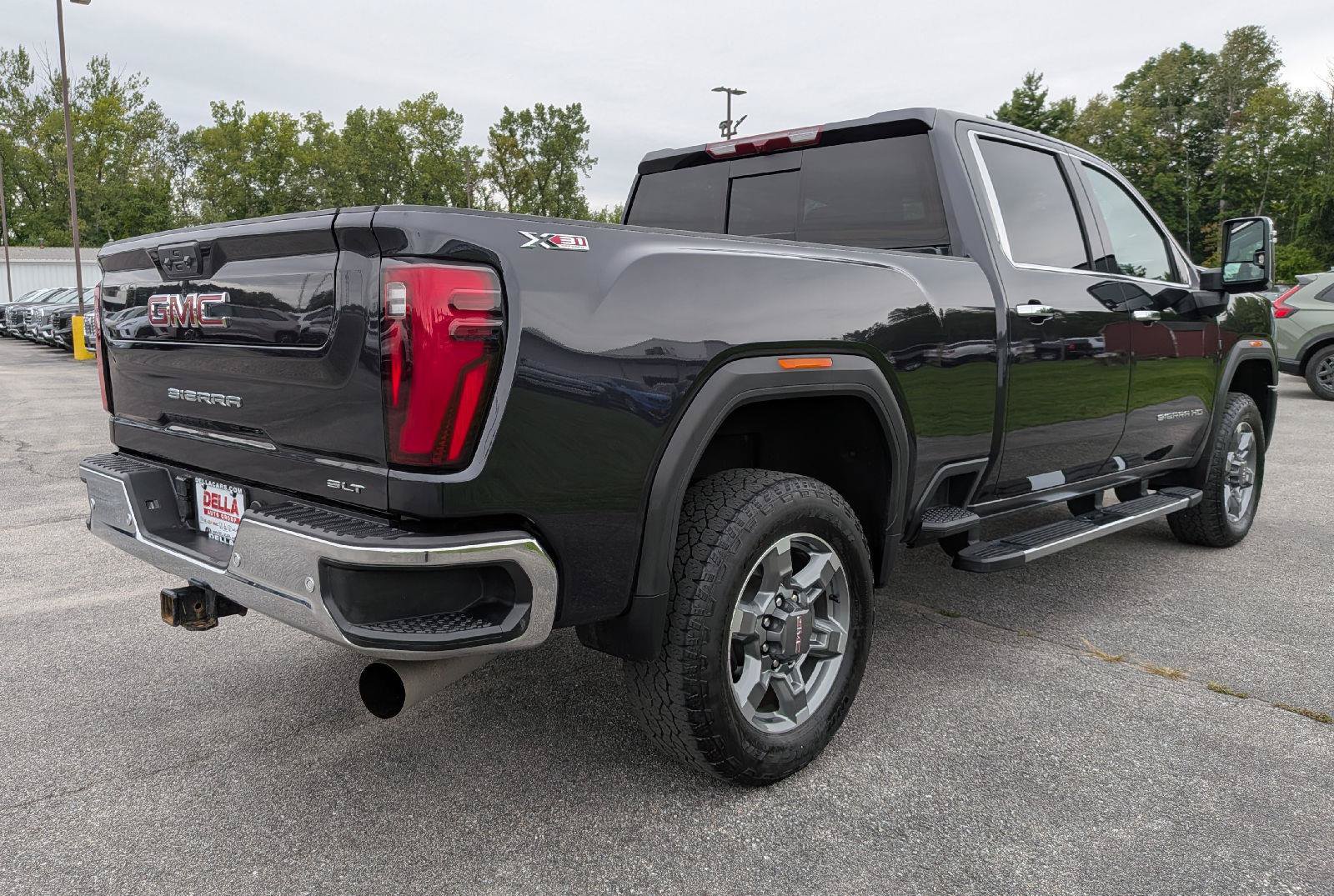 Used 2025 GMC Sierra 2500 SLT w/ SLT Premium Package AWD/4WD image 7