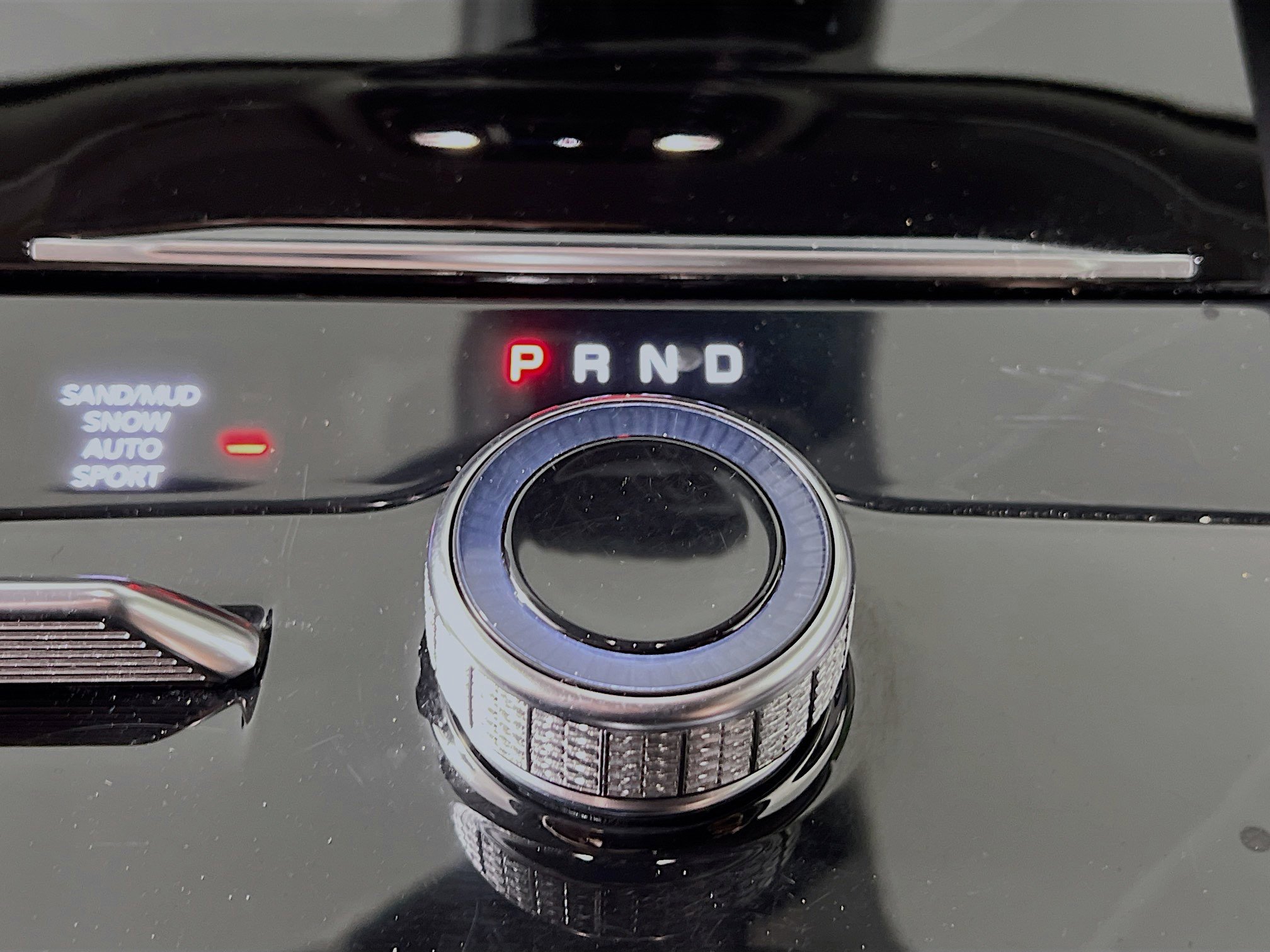 Used 2023 Jeep Grand Cherokee Limited image 24