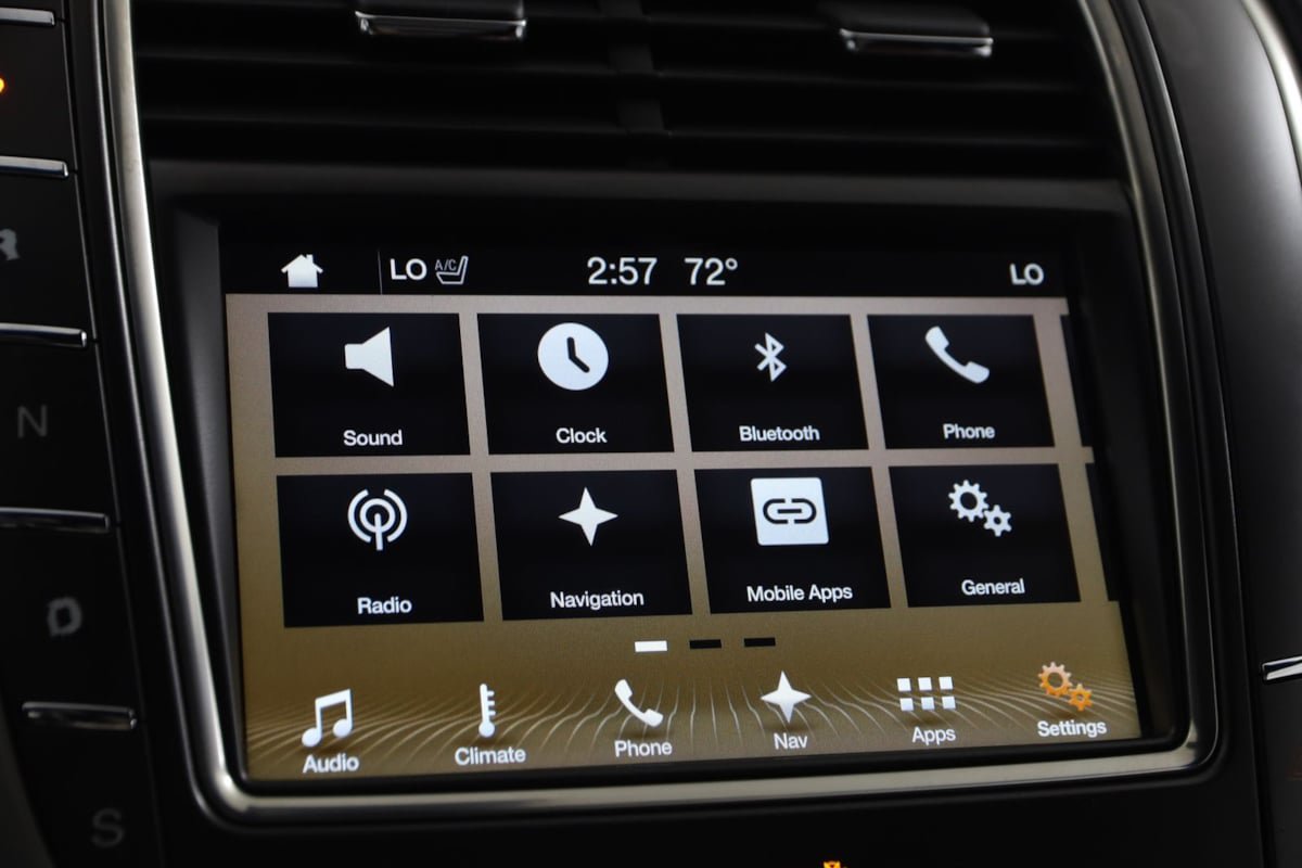 Used 2018 Lincoln MKX Reserve w/ Lincoln MKX Climate Package AWD/4WD image 32