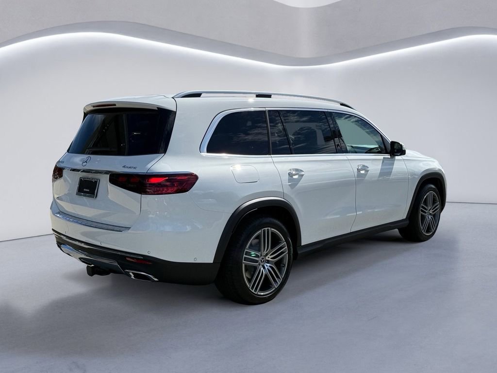 New 2026 Mercedes-Benz GLS 450 4MATIC image 4