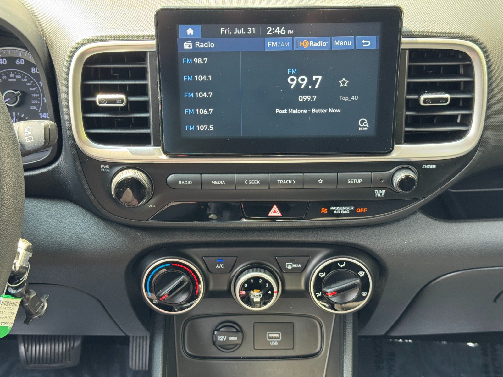 Used 2021 Hyundai Venue SE FWD image 21