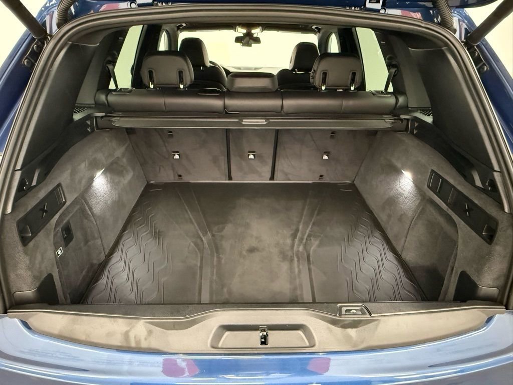 Used 2023 BMW X5 sDrive40i w/ Climate Comfort Package image 28