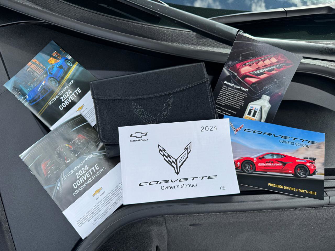 Used 2024 Chevrolet Corvette 2LT Convertible image 47