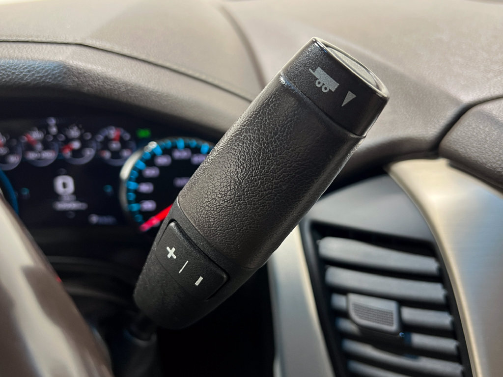 Used 2018 GMC Yukon Denali AWD/4WD image 33
