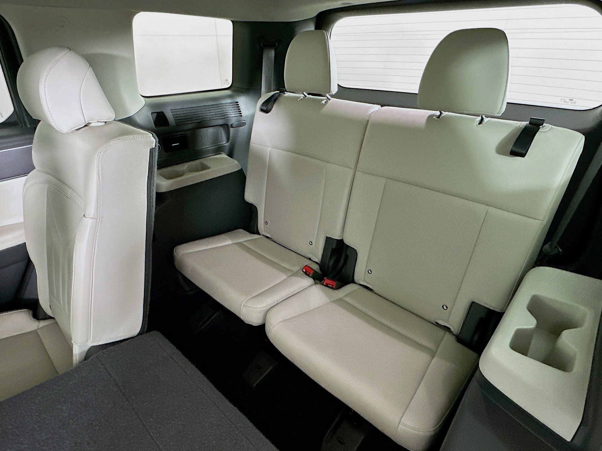 Used 2024 Hyundai Santa Fe SEL image 27