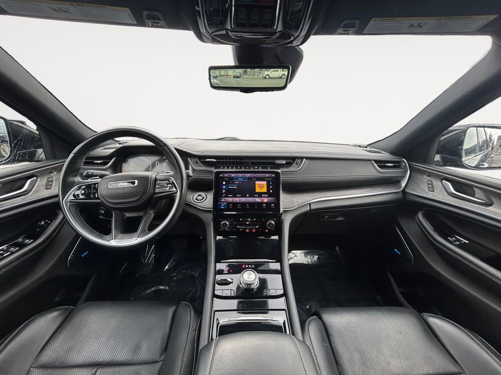 Used 2021 Jeep Grand Cherokee L Overland w/ Luxury Tech Group IV image 13