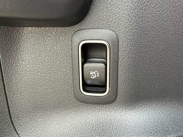 New 2025 Mercedes-Benz GLA 35 AMG 4MATIC image 16