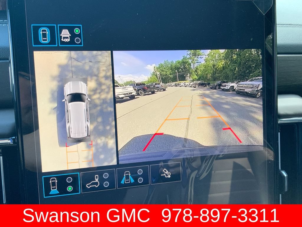 New 2026 GMC Yukon Denali Ultimate w/ LPO, Floor Liner Package AWD/4WD image 15