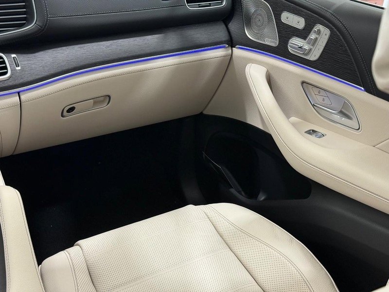 New 2026 Mercedes-Benz GLS 450 4MATIC image 10