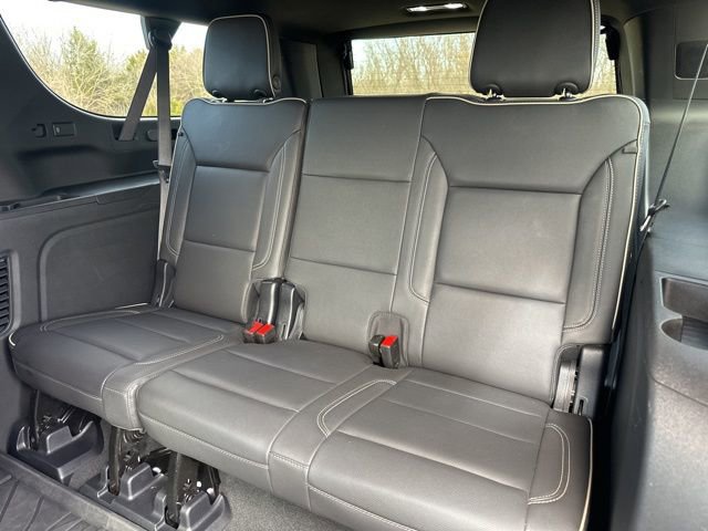 Certified 2025 Chevrolet Suburban Premier image 25