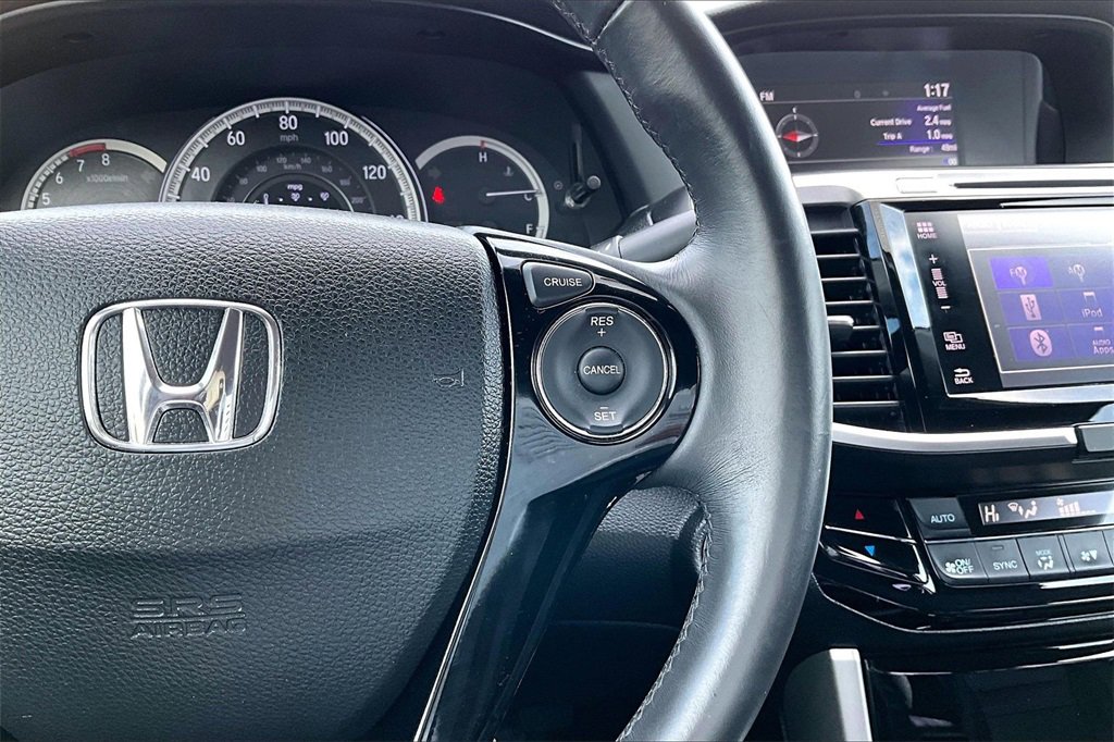 Used 2017 Honda Accord EX-L image 26