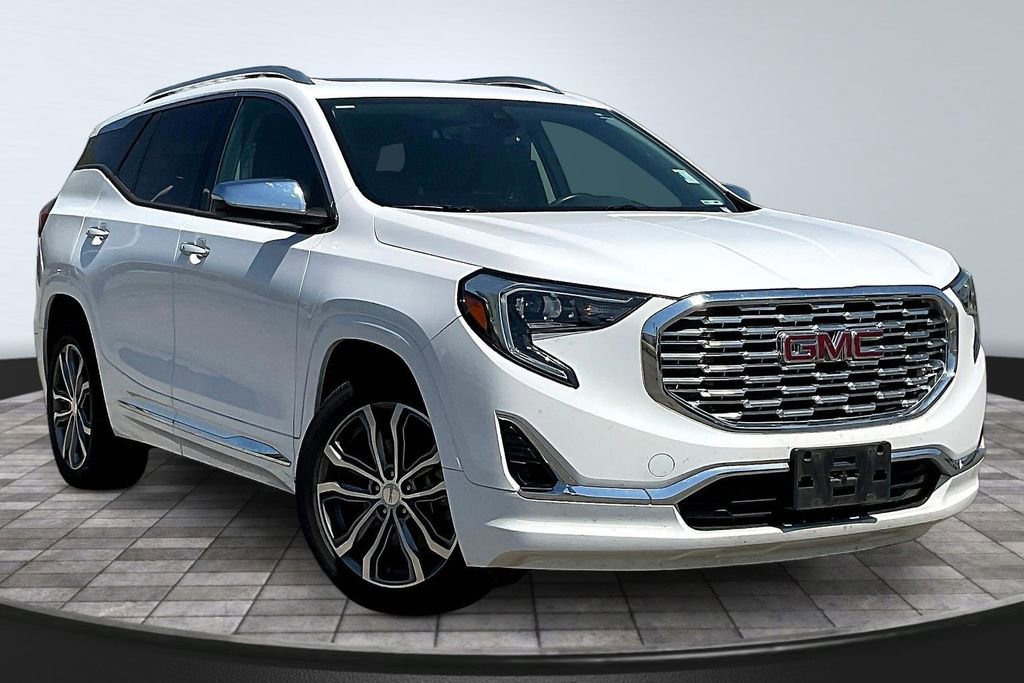 Used 2019 GMC Terrain Denali w/ Driver Alert Package II image 12