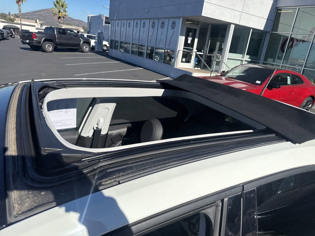 Used 2022 FIAT 500X Trekking w/ Comfort Group image 12