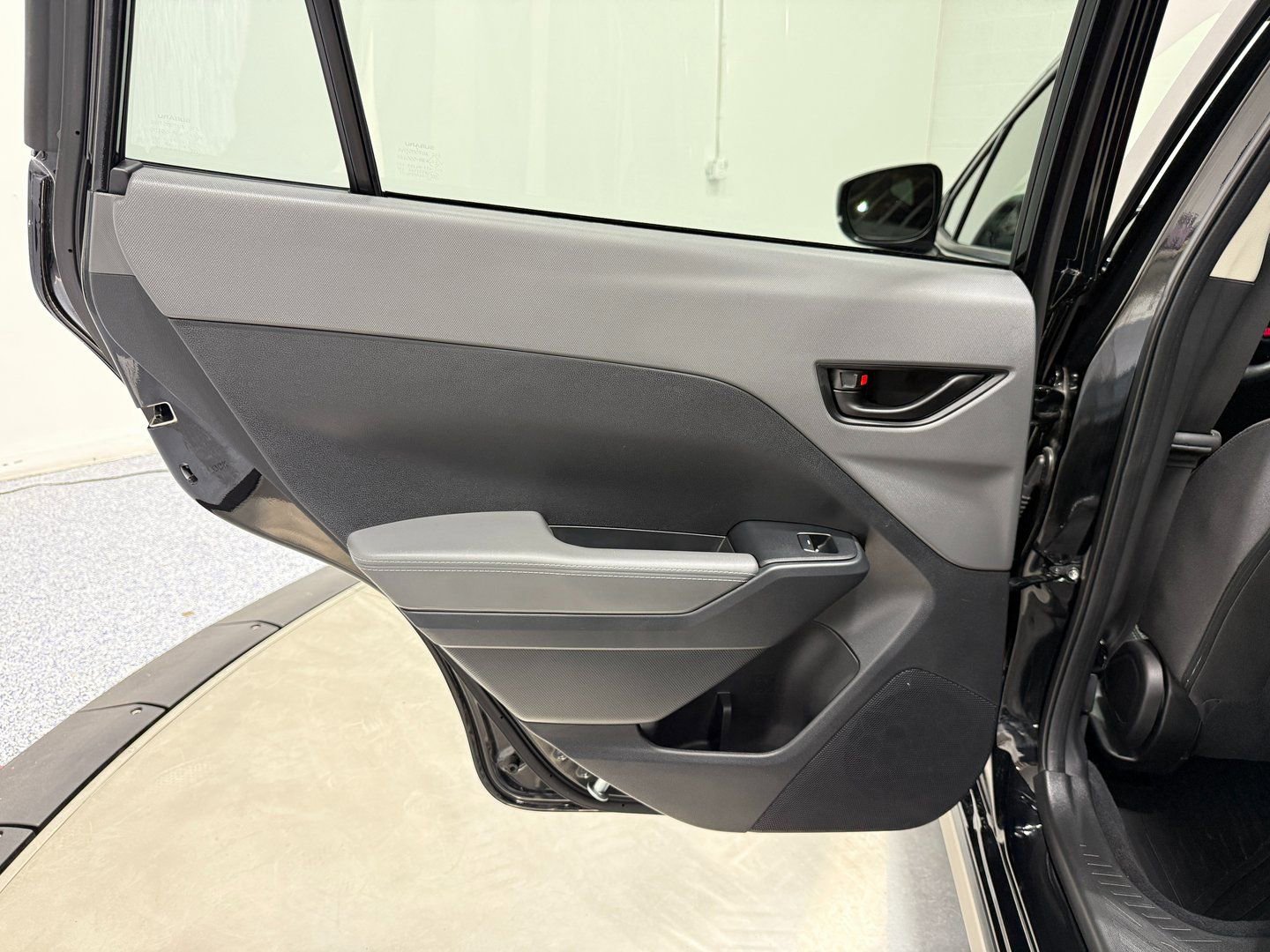 Used 2025 Subaru Crosstrek 2.0i Premium w/ Crosstrek Mirror Package image 39